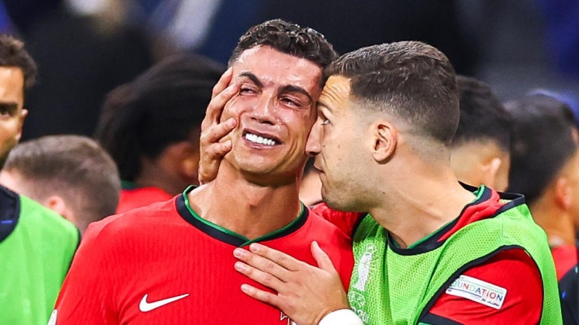 Ronaldo: 'Tôi sẽ khóc rất nhiều khi...' 530891